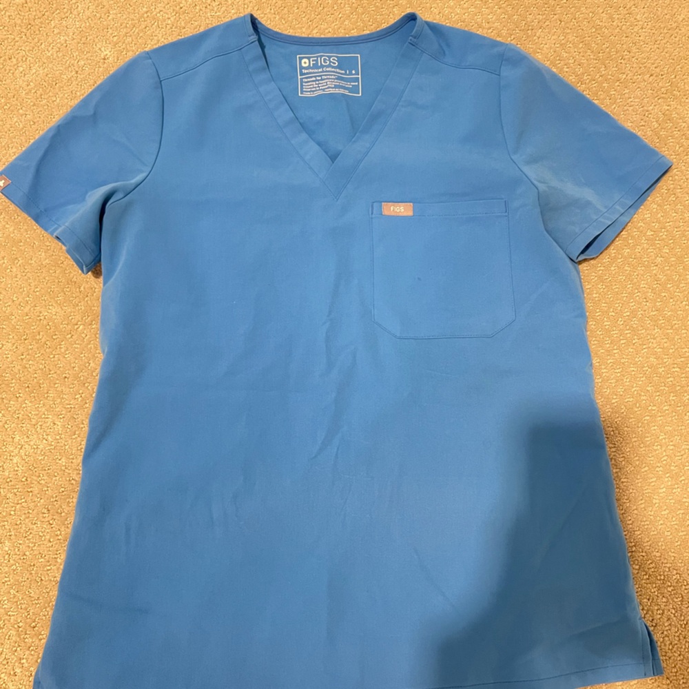 Figs Capri Blue Catarina Top